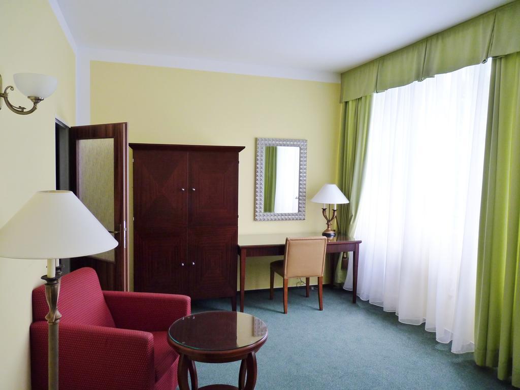 Hotel & Hostel Florian Praga Habitación foto